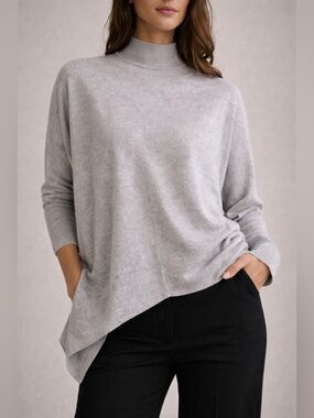 Jaki London Italian Asymmetrical Hem Mock Neck Knit Sweater Gray Luxury L/XL